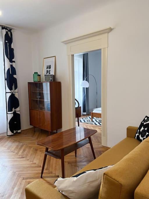 Authentic Buda Home Boedapest Buitenkant foto